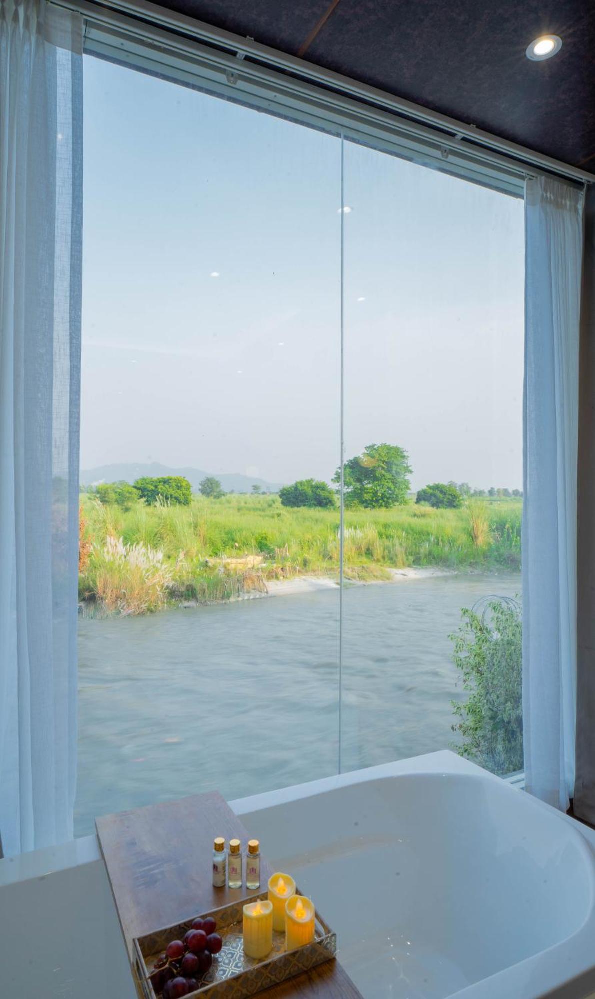The Ganges Riverside Escape With A Private Ghat Haridwār Exterior foto